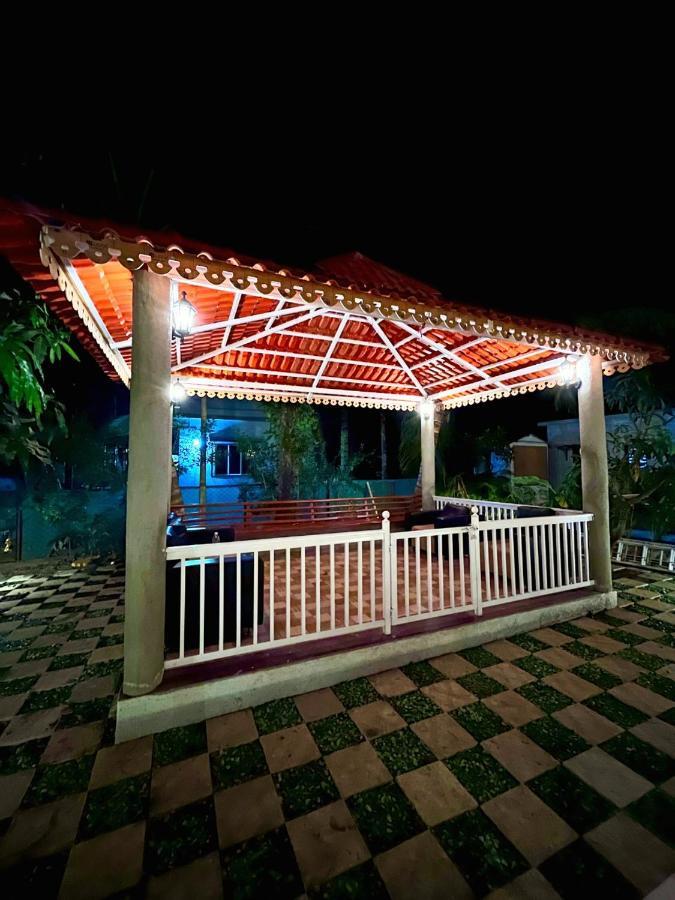Sundeck Villa Alībāg Dış mekan fotoğraf